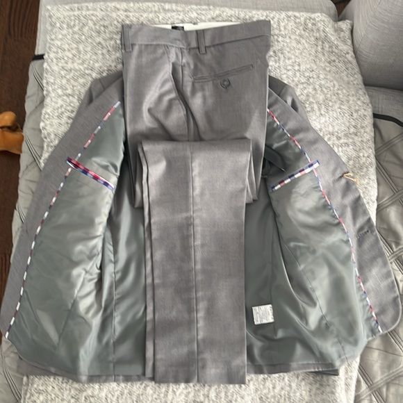 Fore!! Axel & Hudson Grey Heather Suit Size 10 NWT - Picture 3 of 6